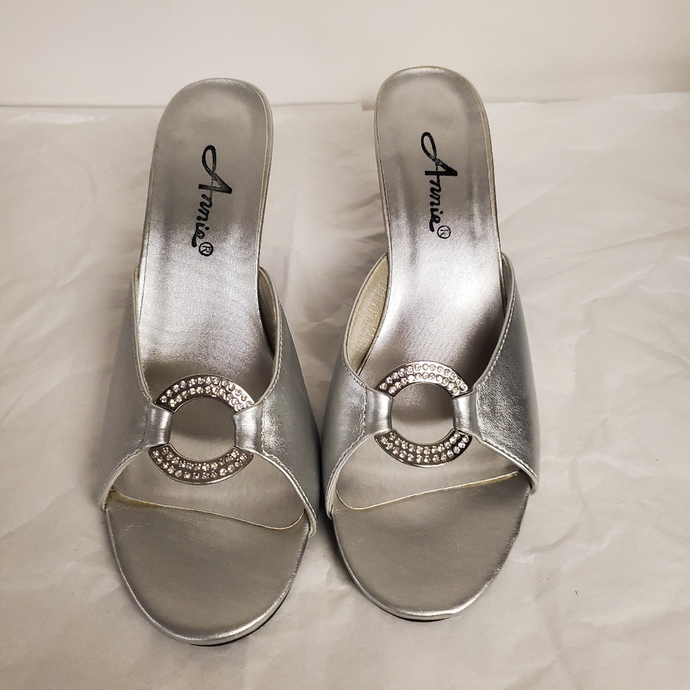 Silver rhinestone open tow low cat heel formal metallic shiny ANNIE 8.5 W Adorne